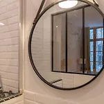 L'elegance De La Pierre Au Pied De La Maison Carree - Nuit A نيم